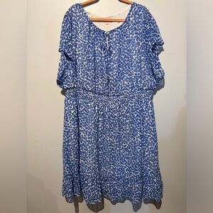 Everi waist defined dress blue and white size 3x